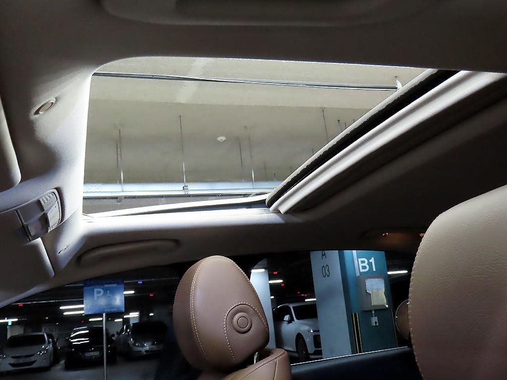 벤츠 E 클래스 E-클래스 W213 E300 아방가르드 이미지 17