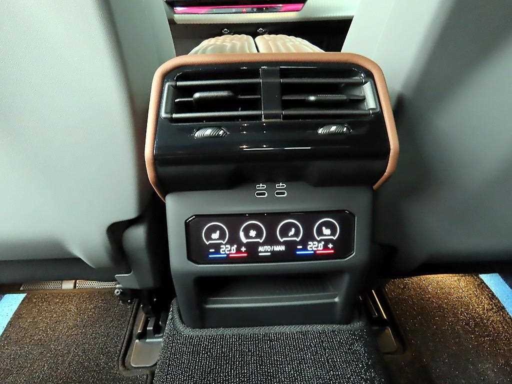 BMW 5시리즈 5시리즈 (G60) 530i xDrive M 스포츠 이미지 13
