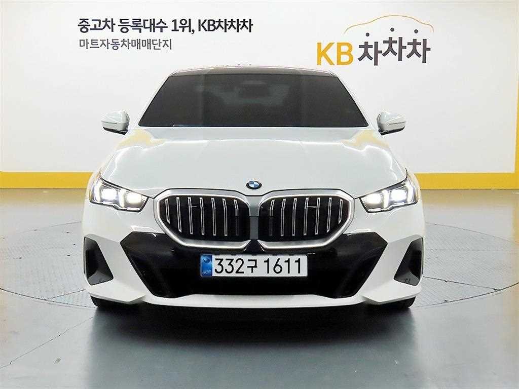 BMW 5시리즈 5시리즈 (G60) 530i xDrive M 스포츠 이미지 2