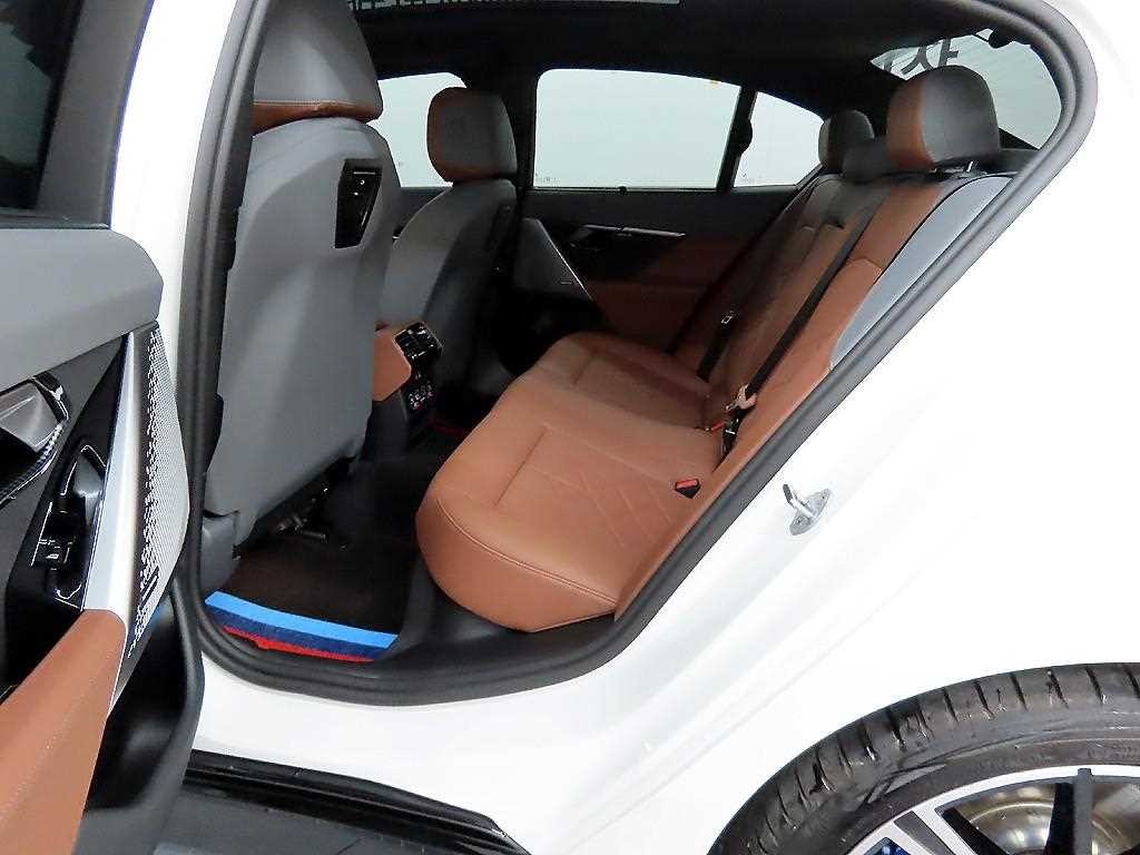 BMW 5시리즈 5시리즈 (G60) 530i xDrive M 스포츠 이미지 6