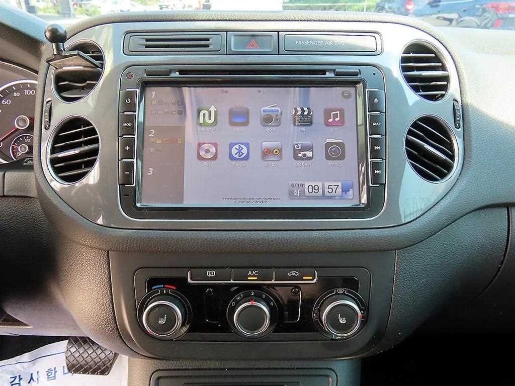 폭스바겐 티구안 뉴티구안 2.0 TDI 블루모션 이미지 13