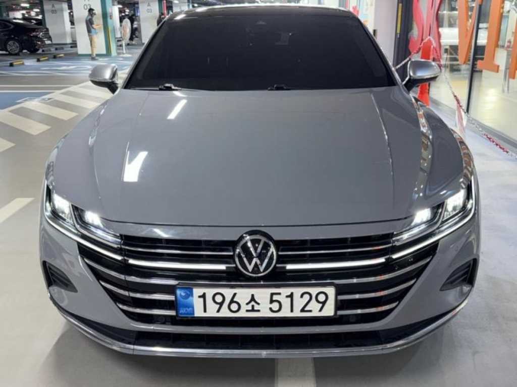폭스바겐 아테온 2.0 TDI 엘레강스 프레스티지 이미지 1