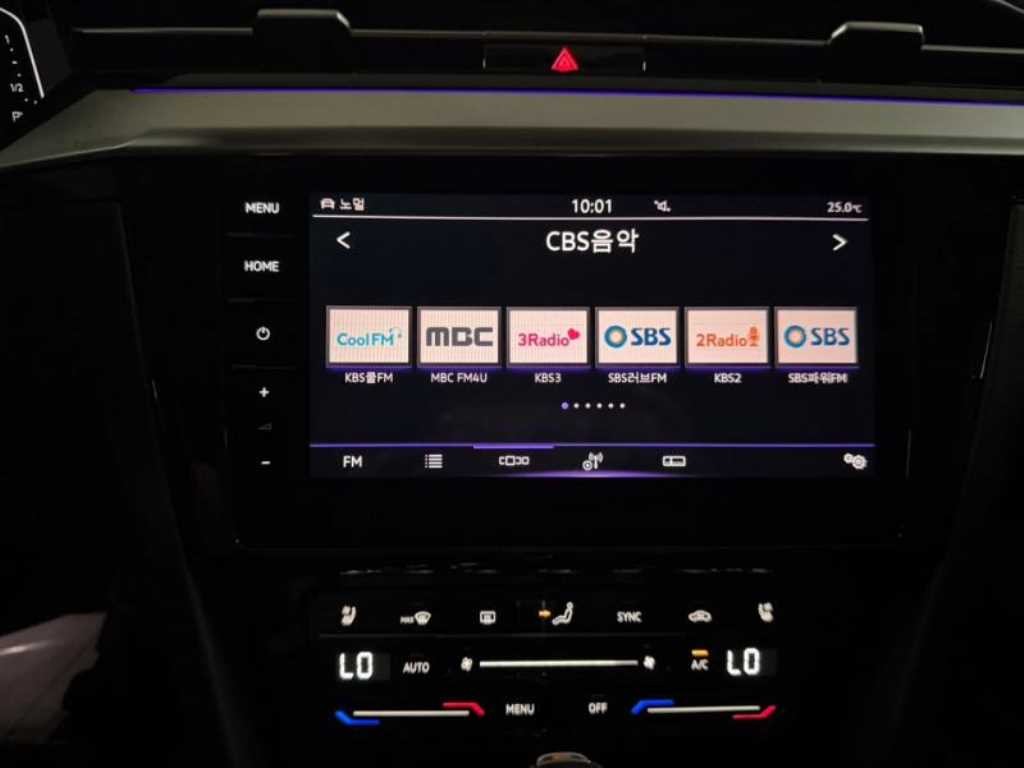 폭스바겐 아테온 2.0 TDI 엘레강스 프레스티지 이미지 16