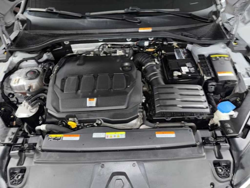 폭스바겐 아테온 2.0 TDI 엘레강스 프레스티지 이미지 19