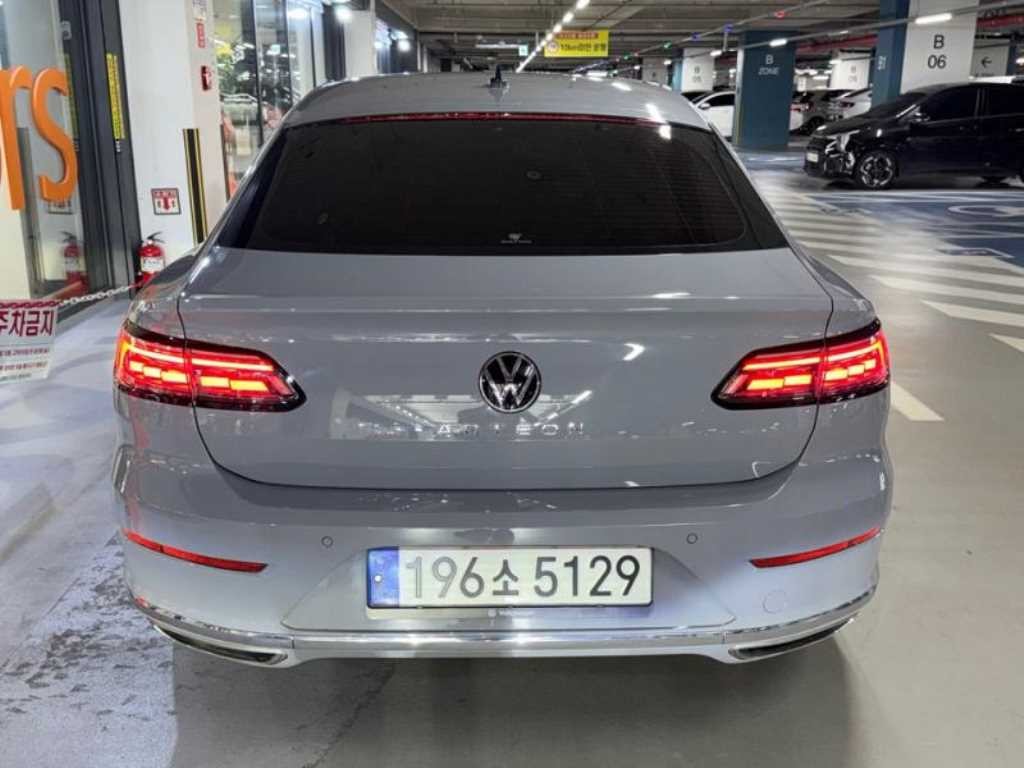 폭스바겐 아테온 2.0 TDI 엘레강스 프레스티지 이미지 5