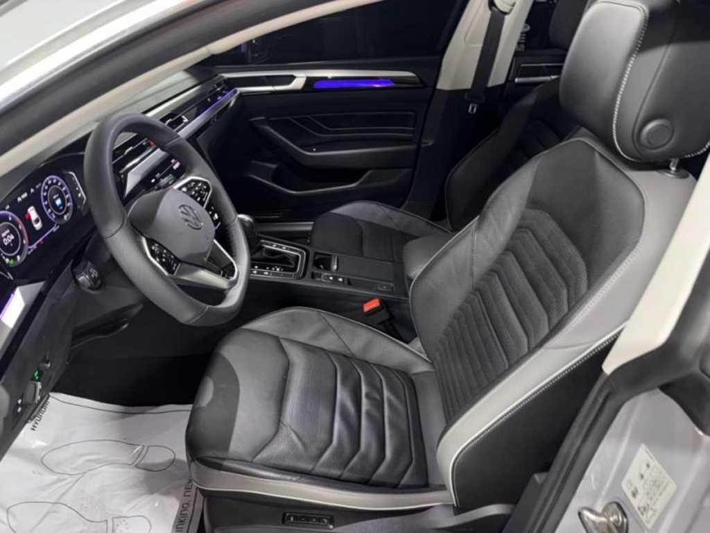 폭스바겐 아테온 2.0 TDI 엘레강스 프레스티지 이미지 6
