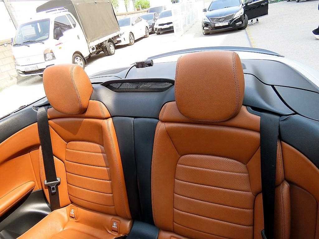 벤츠 C 클래스 C클래스 W205 C200 카브리올레 이미지 11