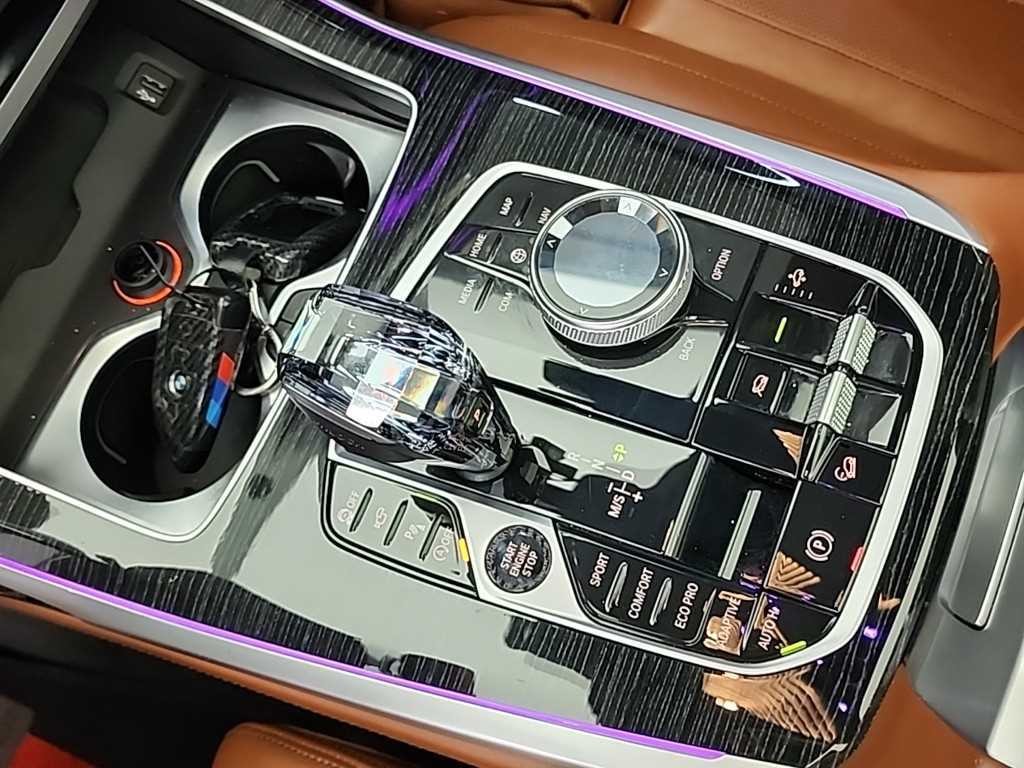 BMW X7 X7 (G07) xDrive 30d M 스포츠 6인승 이미지 8