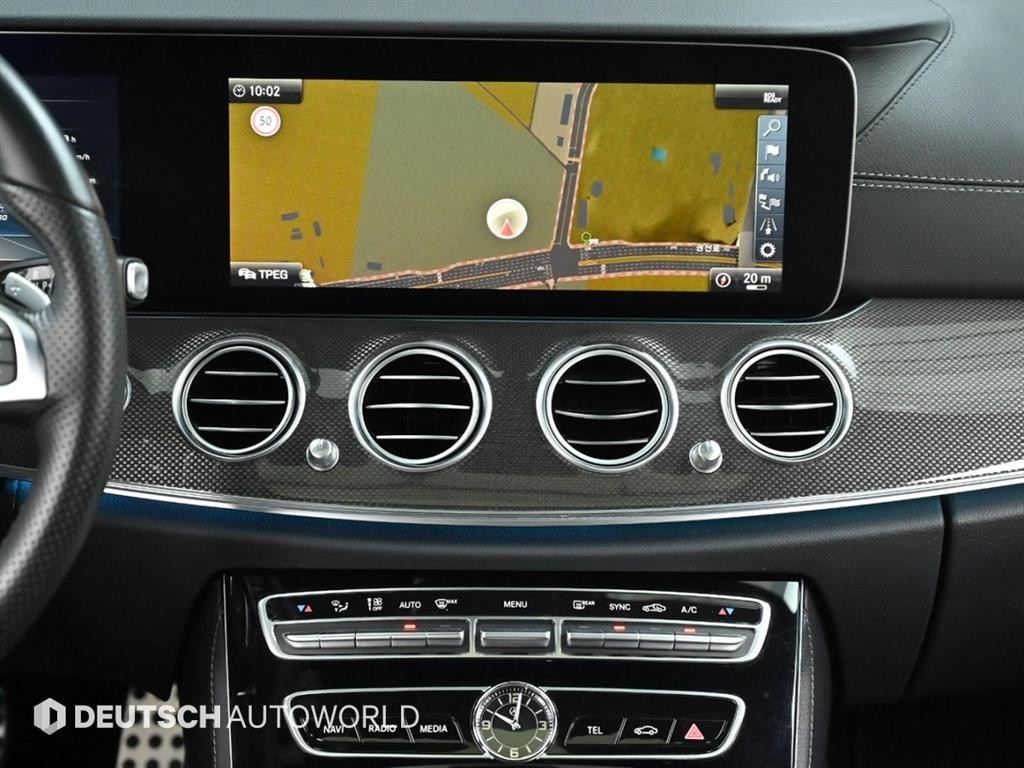 벤츠 E 클래스 E-클래스 W213 E300 4MATIC AMG LINE 이미지 14
