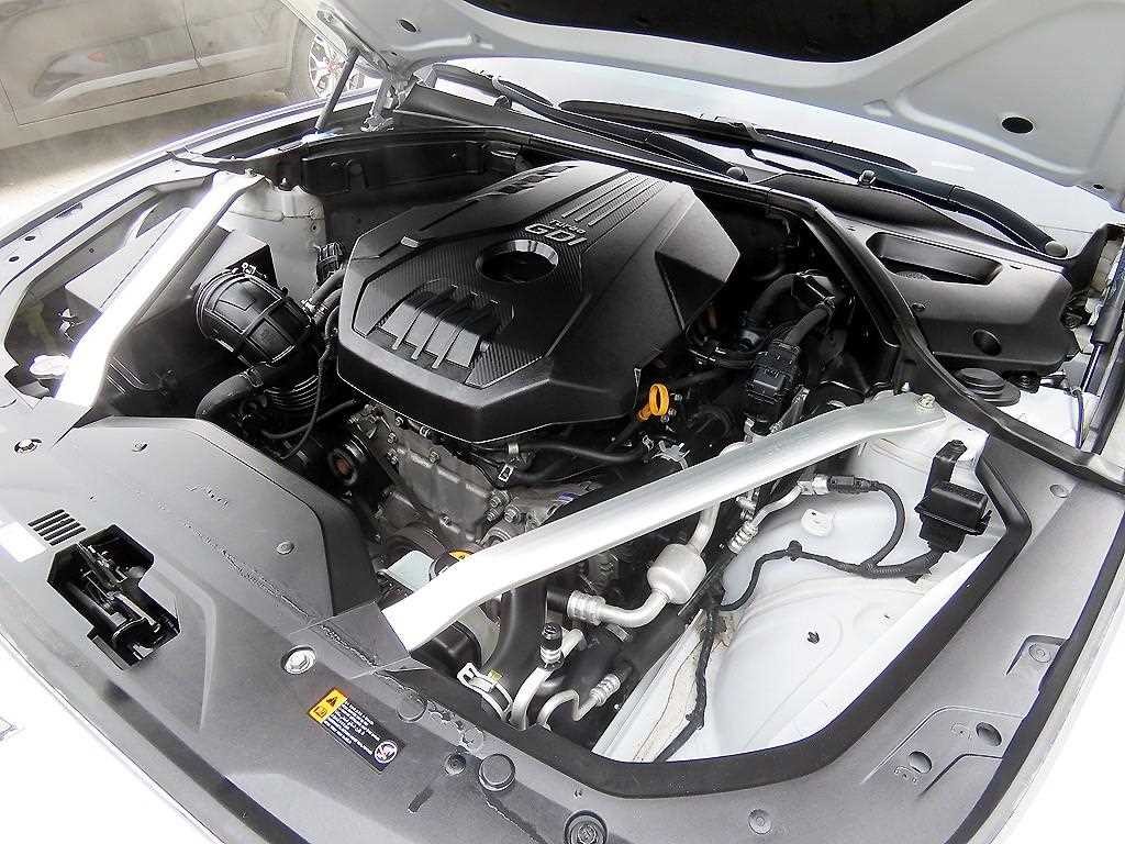 제네시스 G70 2.0T 엘리트 이미지 19