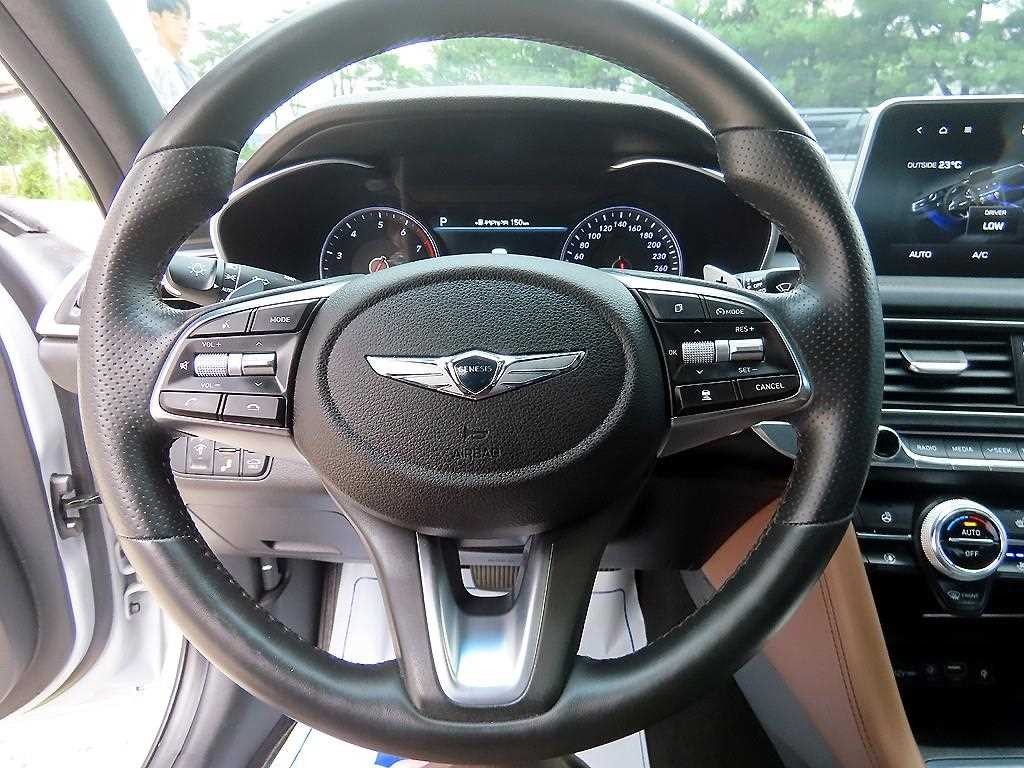 제네시스 G70 2.0T 엘리트 이미지 8