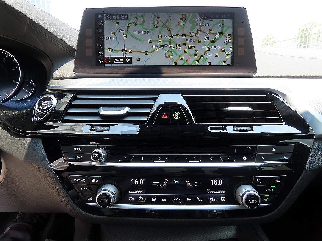 BMW 5시리즈 5시리즈 (G30) M550d xDrive 이미지 13