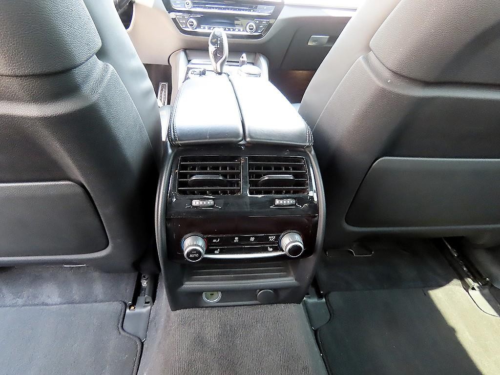 BMW 5시리즈 5시리즈 (G30) M550d xDrive 이미지 16