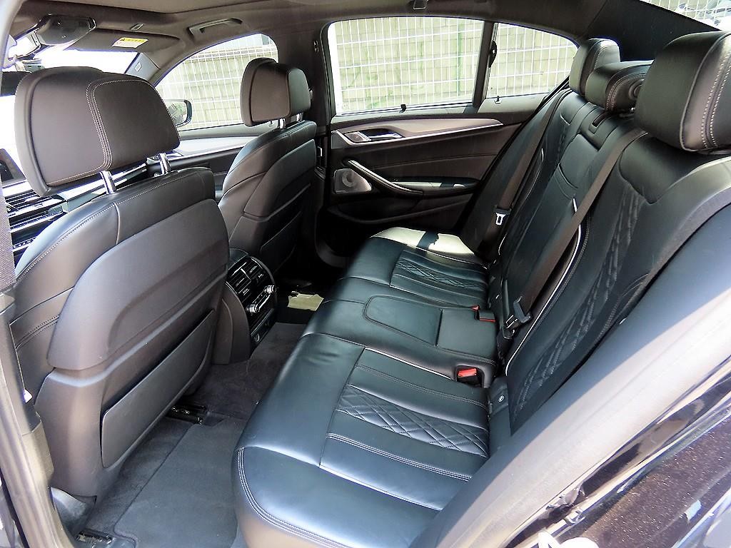 BMW 5시리즈 5시리즈 (G30) M550d xDrive 이미지 6