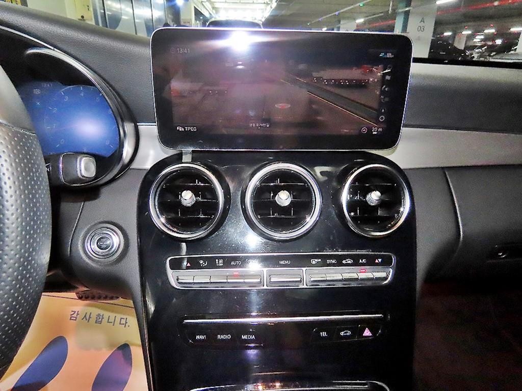벤츠 C 클래스 C클래스 W205 C200 쿠페 이미지 11