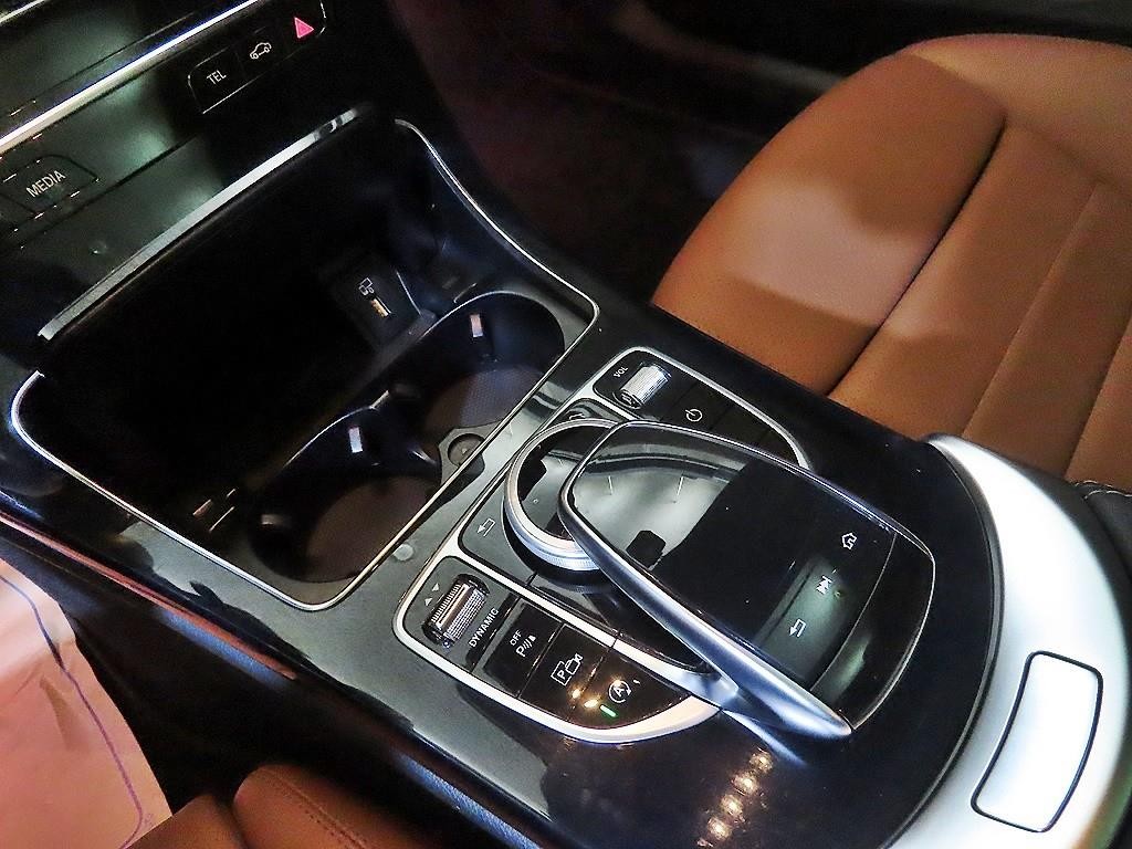 벤츠 C 클래스 C클래스 W205 C200 쿠페 이미지 13