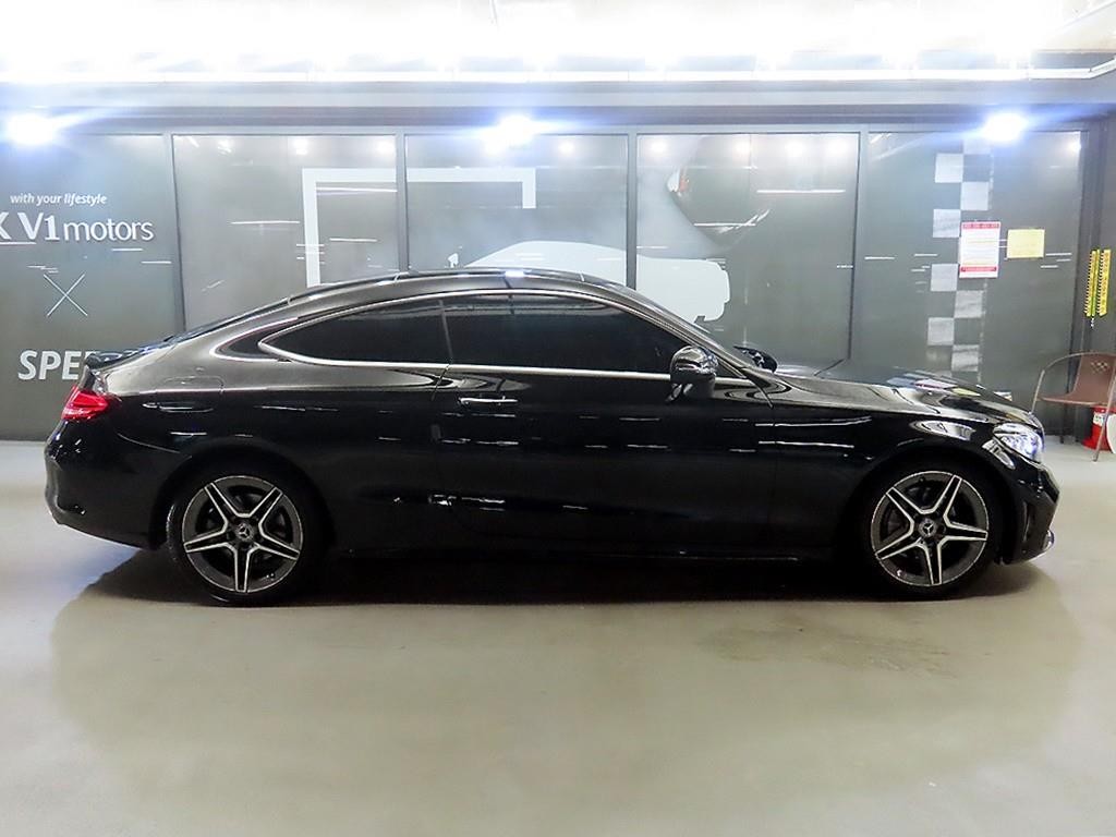 벤츠 C 클래스 C클래스 W205 C200 쿠페 이미지 3