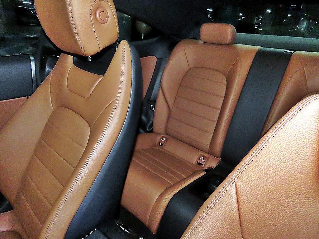 벤츠 C 클래스 C클래스 W205 C200 쿠페 이미지 7