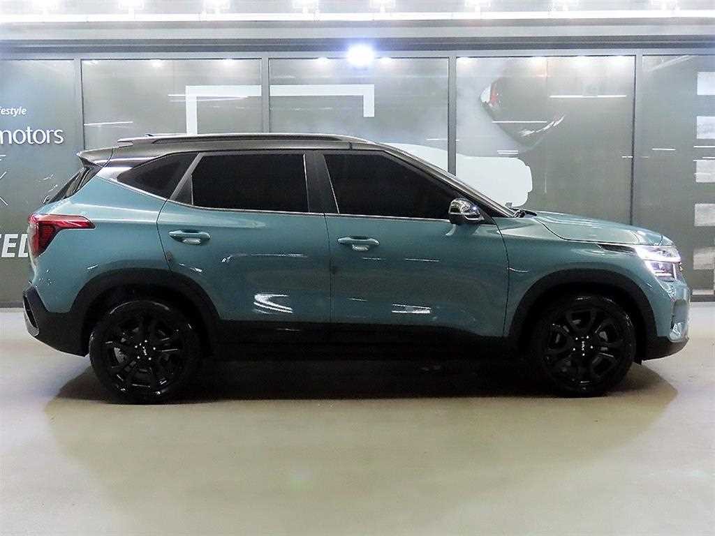 기아 셀토스 더 뉴 셀토스 가솔린 1.6 터보 4WD 시그니처 이미지 3