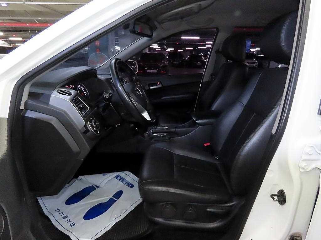 KG모빌리티(쌍용) 코란도 더뉴코란도스포츠 CX7(4WD) 클럽 이미지 6