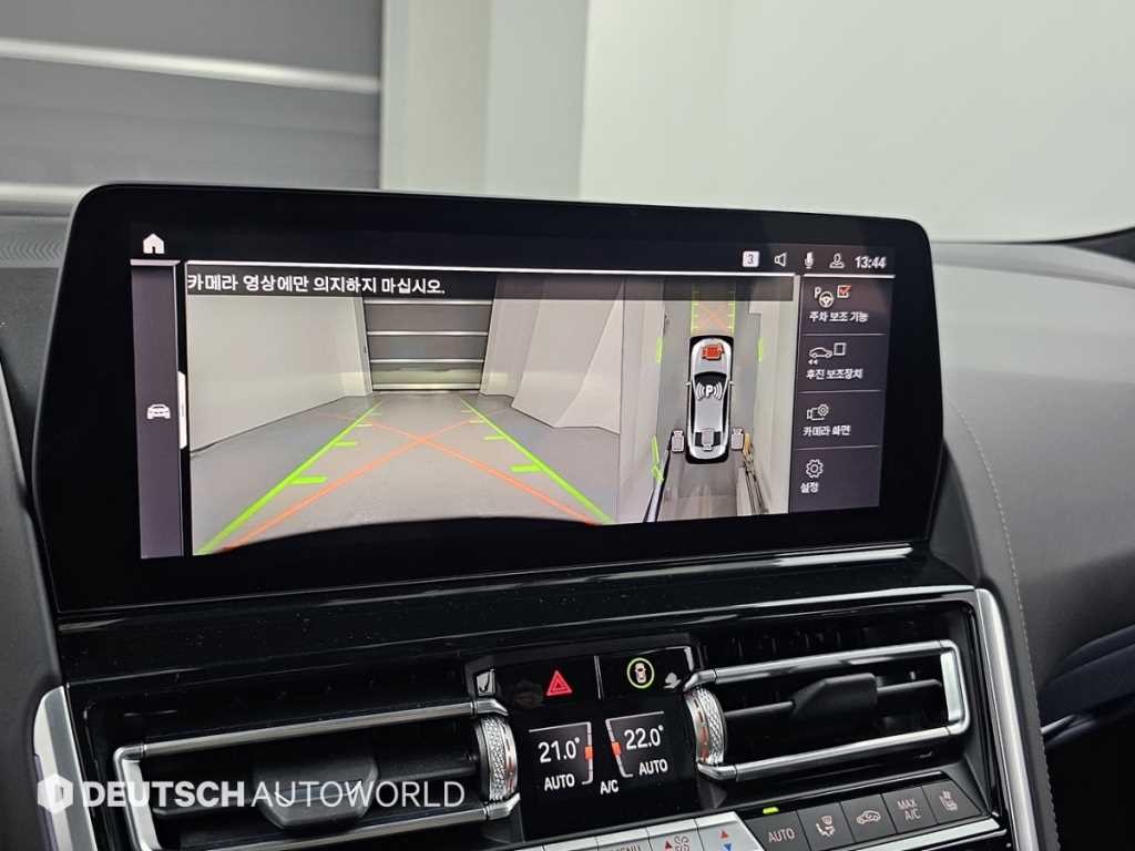 BMW 8시리즈 8시리즈 (G15) M850i xDrive 그란 쿠페 이미지 15