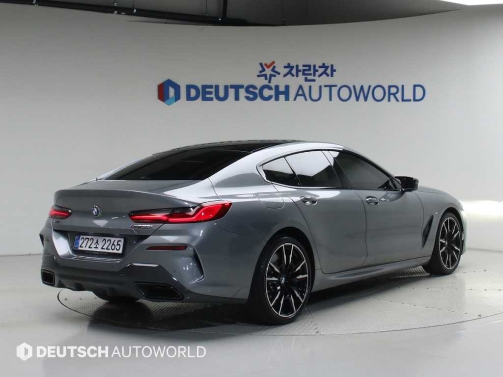 BMW 8시리즈 8시리즈 (G15) M850i xDrive 그란 쿠페 이미지 2