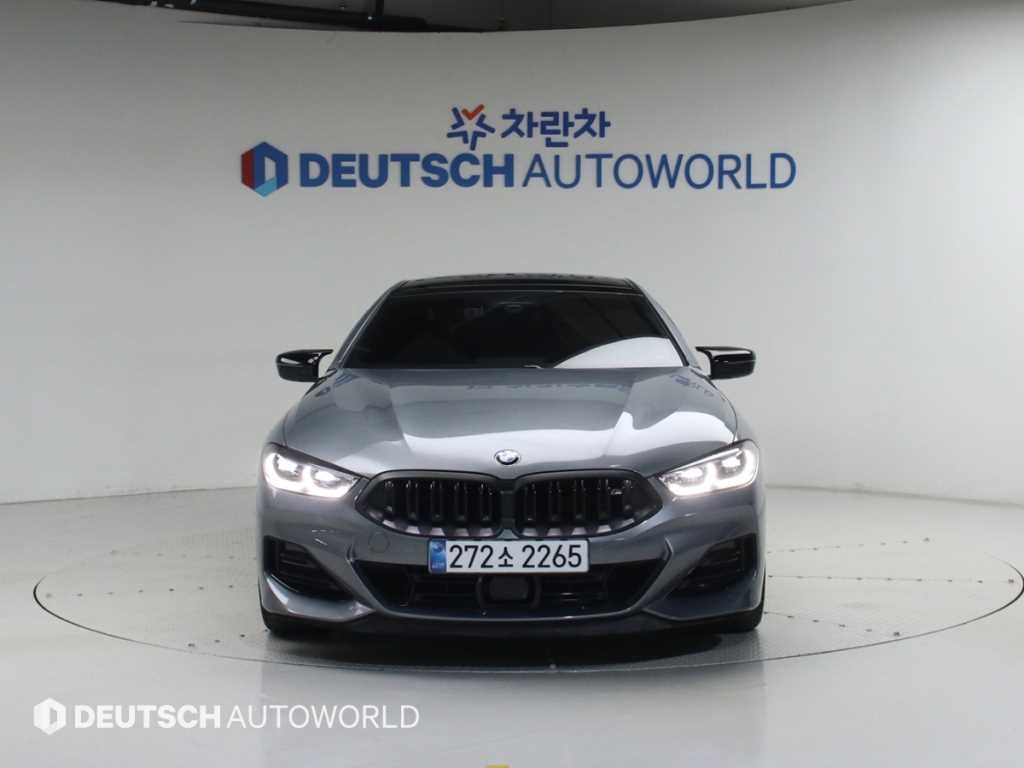 BMW 8시리즈 8시리즈 (G15) M850i xDrive 그란 쿠페 이미지 3