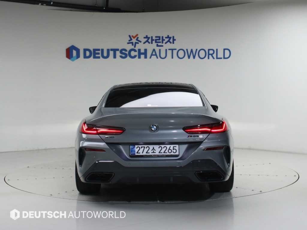 BMW 8시리즈 8시리즈 (G15) M850i xDrive 그란 쿠페 이미지 4