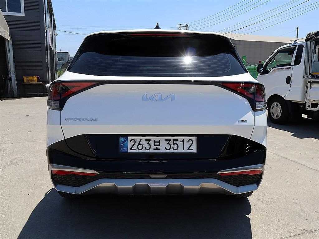 기아 스포티지 스포티지 5세대 하이브리드 (NQ5) 1.6 터보HEV 2WD 시그니처 이미지 4