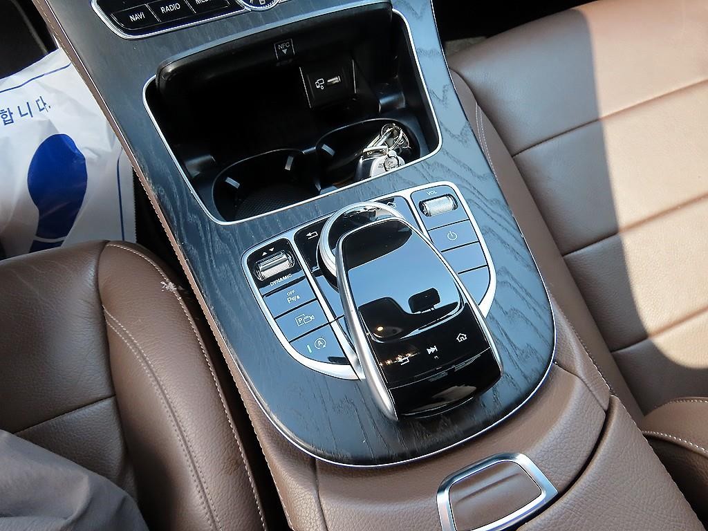 벤츠 E 클래스 E-클래스 W213 E250 아방가르드 이미지 12