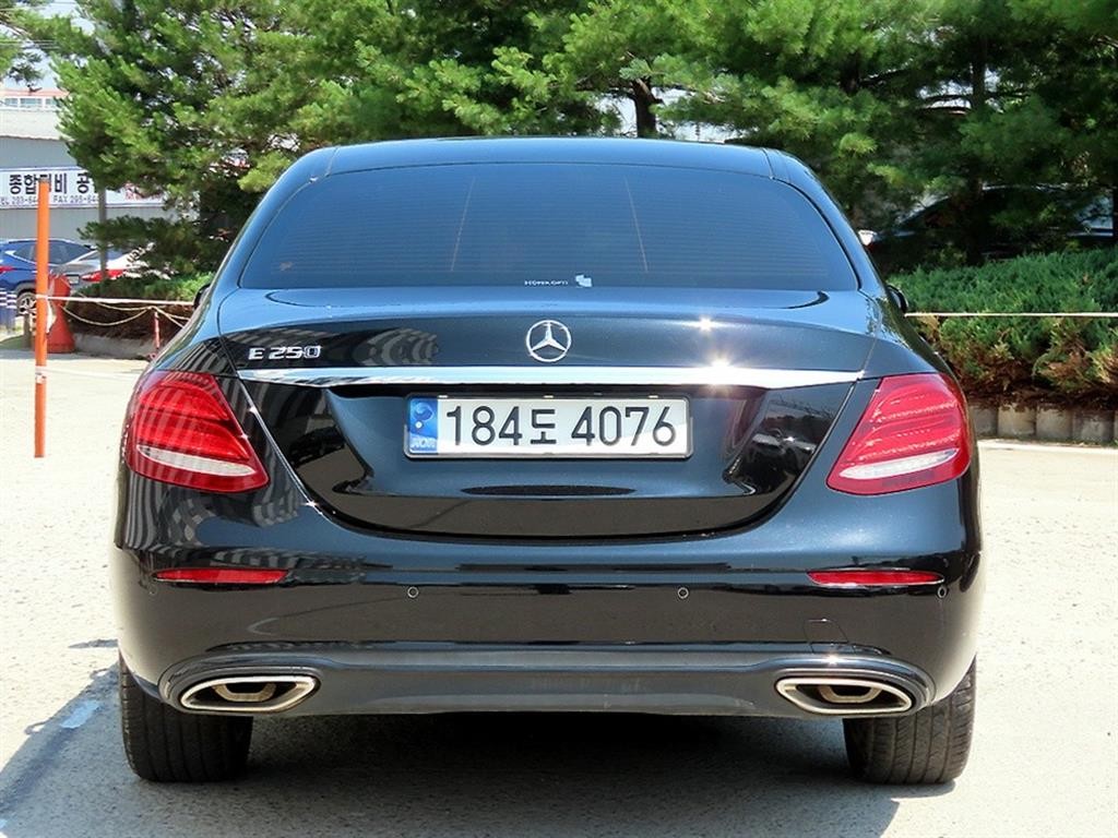 벤츠 E 클래스 E-클래스 W213 E250 아방가르드 이미지 4