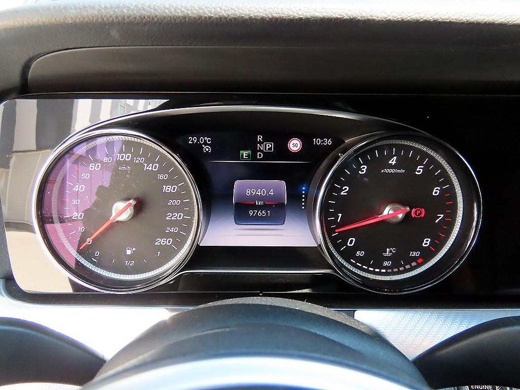벤츠 E 클래스 E-클래스 W213 E250 아방가르드 이미지 9