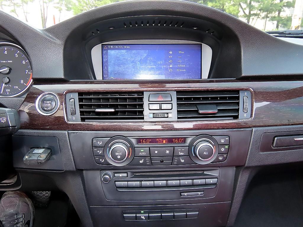 BMW 3시리즈 3시리즈 (E90) 328i 컨버터블 이미지 16