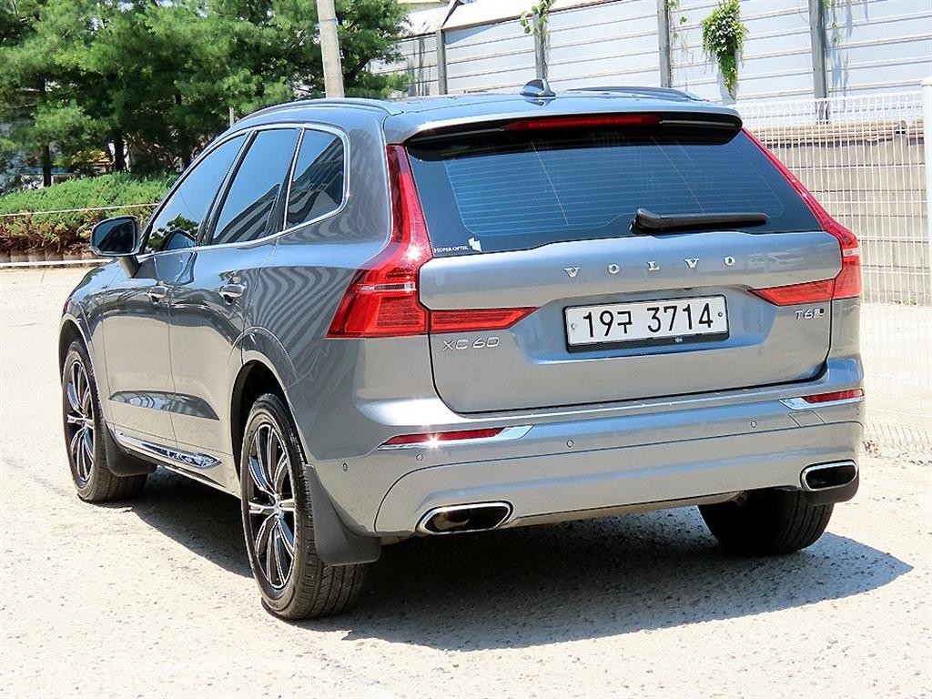 볼보 XC60 XC60(2세대) T6 AWD 인스크립션 이미지 3