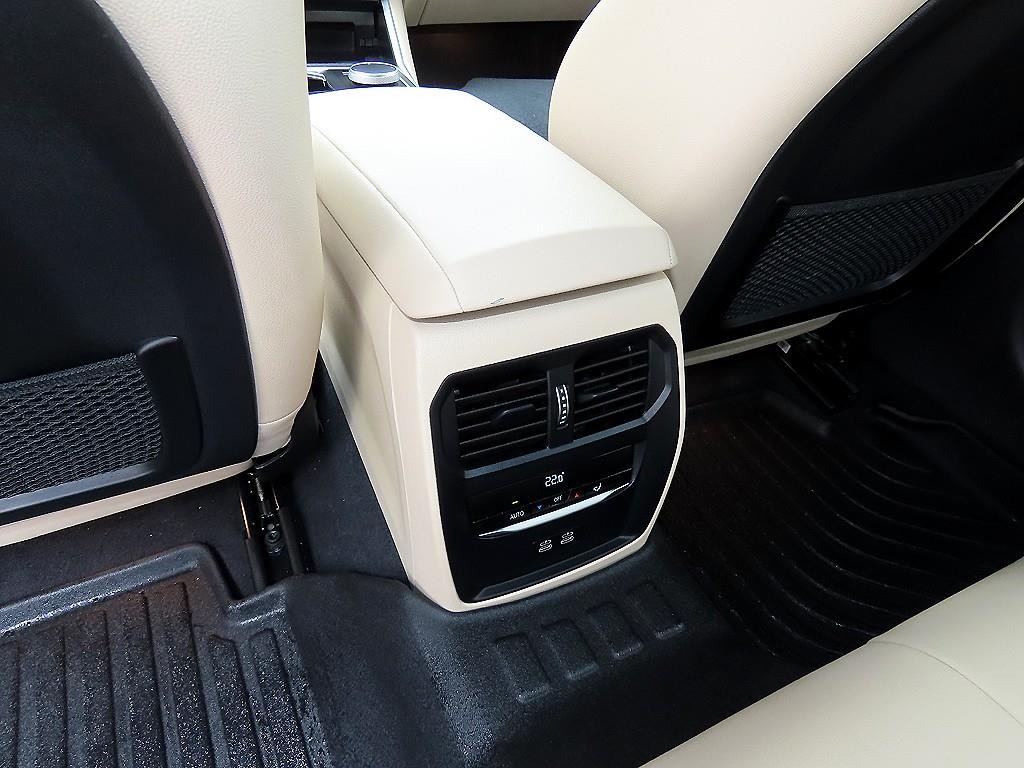 BMW 3시리즈 3시리즈 (G20) 320d M 스포츠 이미지 16