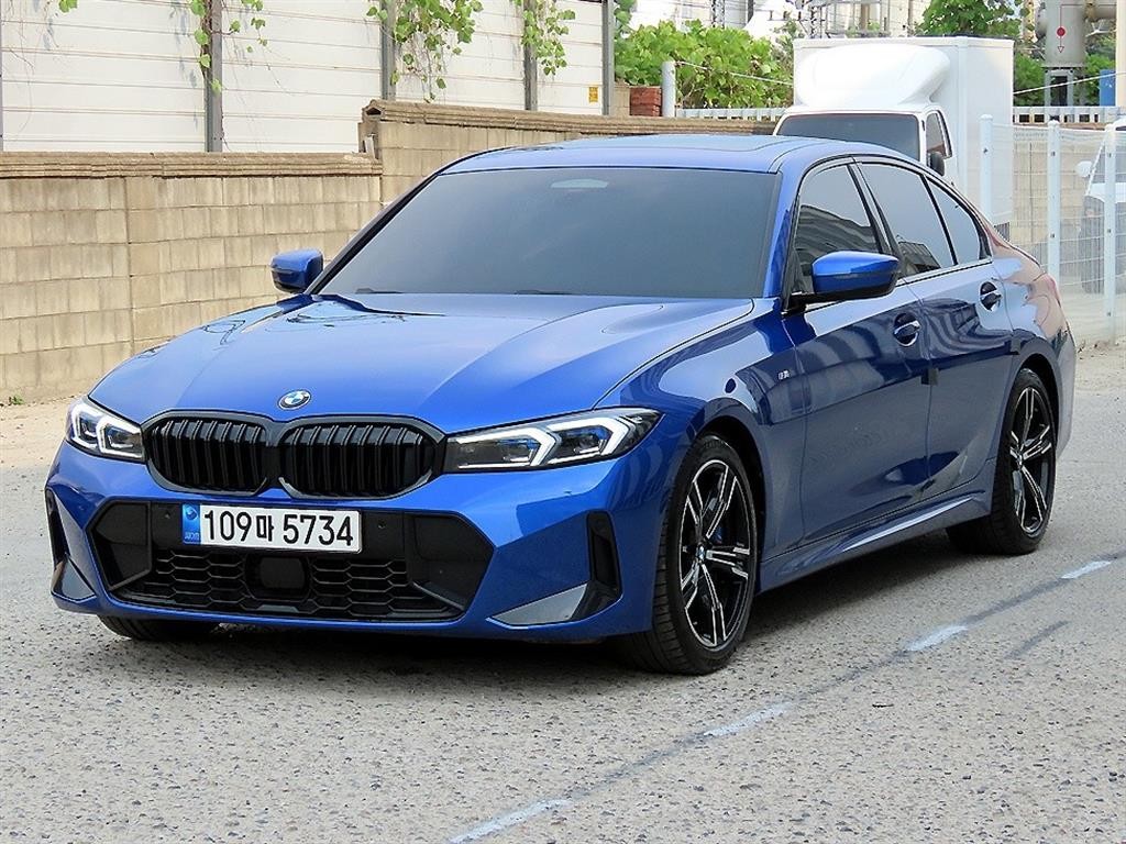 BMW 3시리즈 3시리즈 (G20) 320d M 스포츠 이미지 2