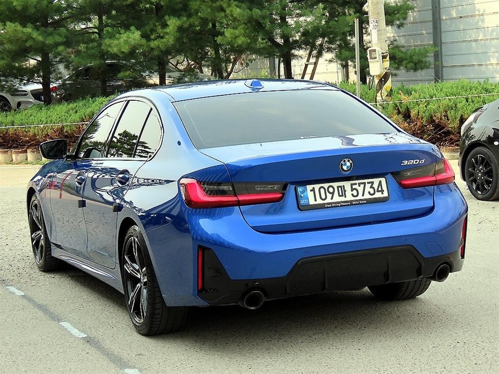 BMW 3시리즈 3시리즈 (G20) 320d M 스포츠 이미지 3