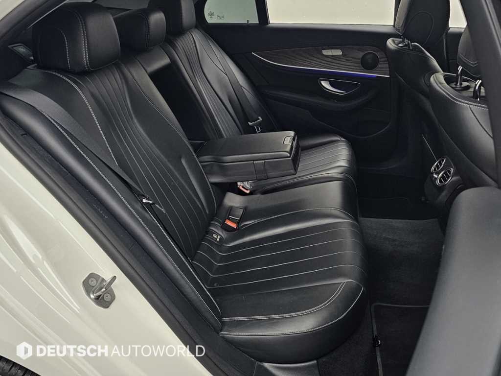 벤츠 E 클래스 E-클래스 W213 E220d 익스클루시브 이미지 12