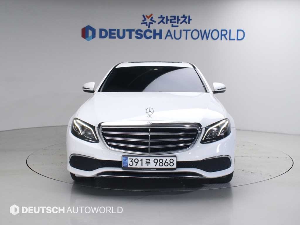 벤츠 E 클래스 E-클래스 W213 E220d 익스클루시브 이미지 3