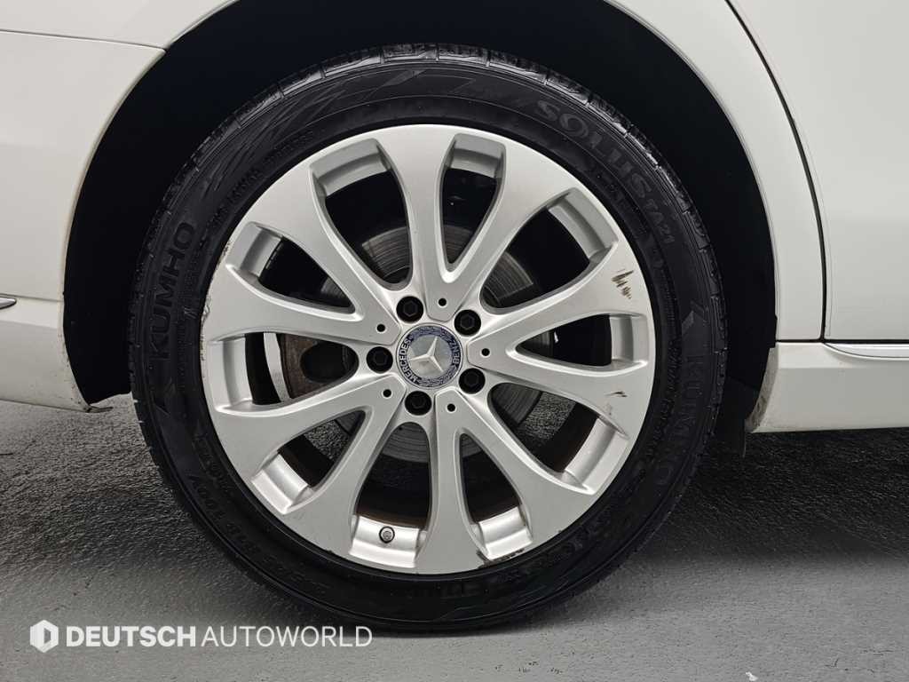벤츠 E 클래스 E-클래스 W213 E220d 익스클루시브 이미지 5