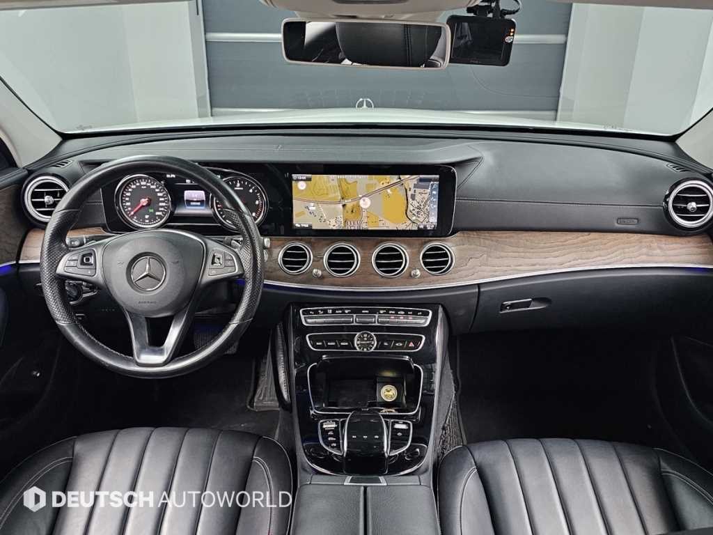 벤츠 E 클래스 E-클래스 W213 E220d 익스클루시브 이미지 7