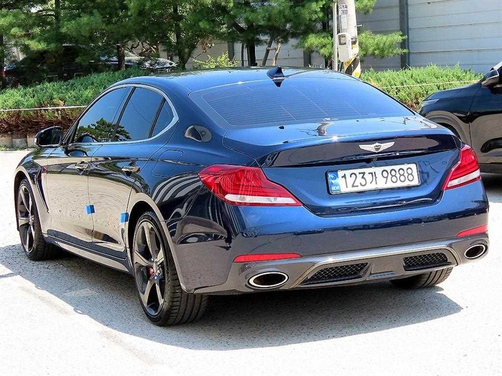 제네시스 G70 2.0T AWD 스포츠 패키지 이미지 3