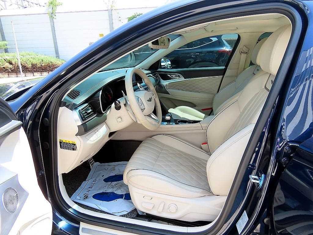 제네시스 G70 2.0T AWD 스포츠 패키지 이미지 5