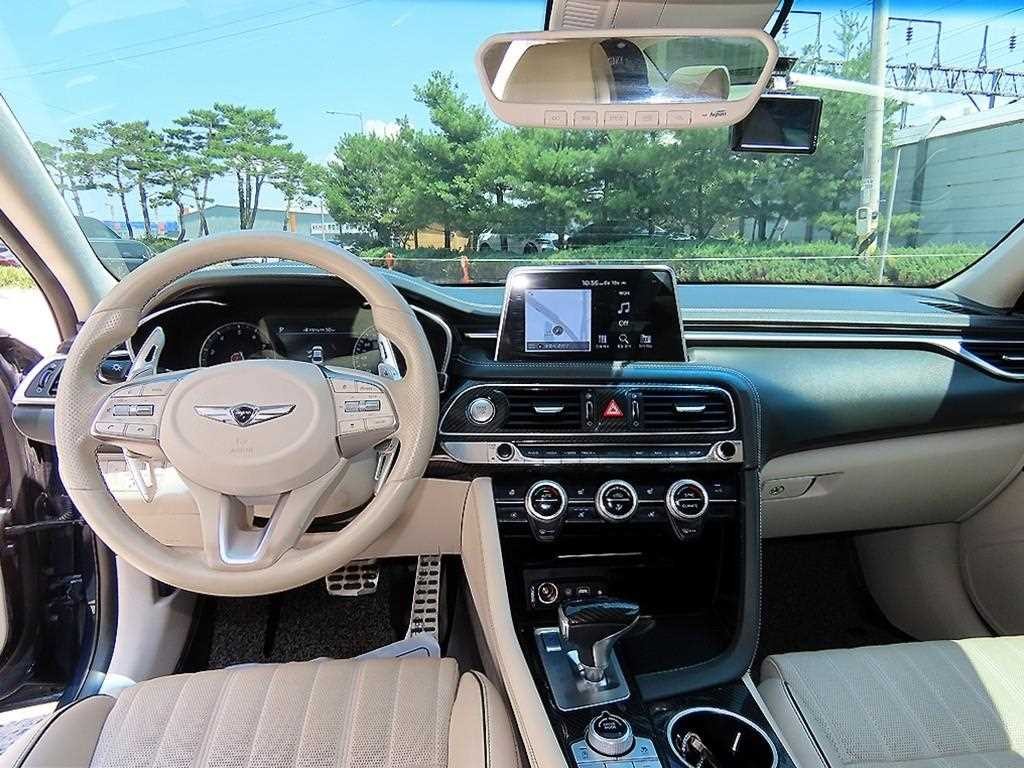 제네시스 G70 2.0T AWD 스포츠 패키지 이미지 7