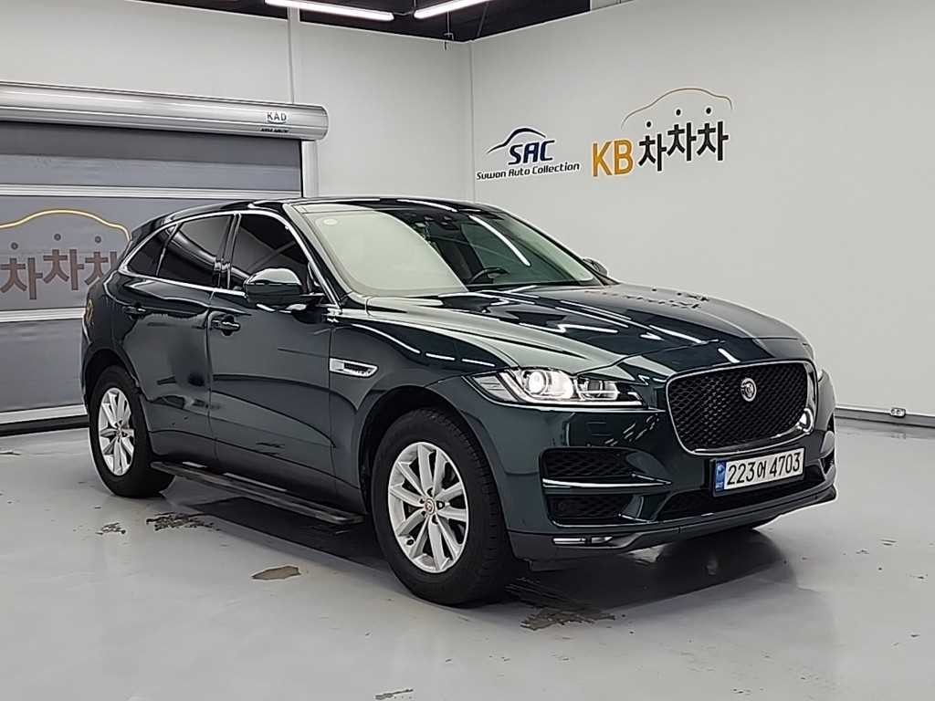 재규어 F-PACE 20d 포트폴리오 이미지 4