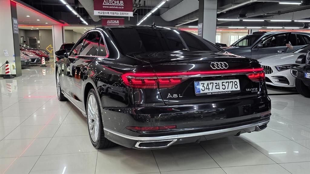 아우디 A8 A8 (D5) 55 TFSI 콰트로 LWB 이미지 17