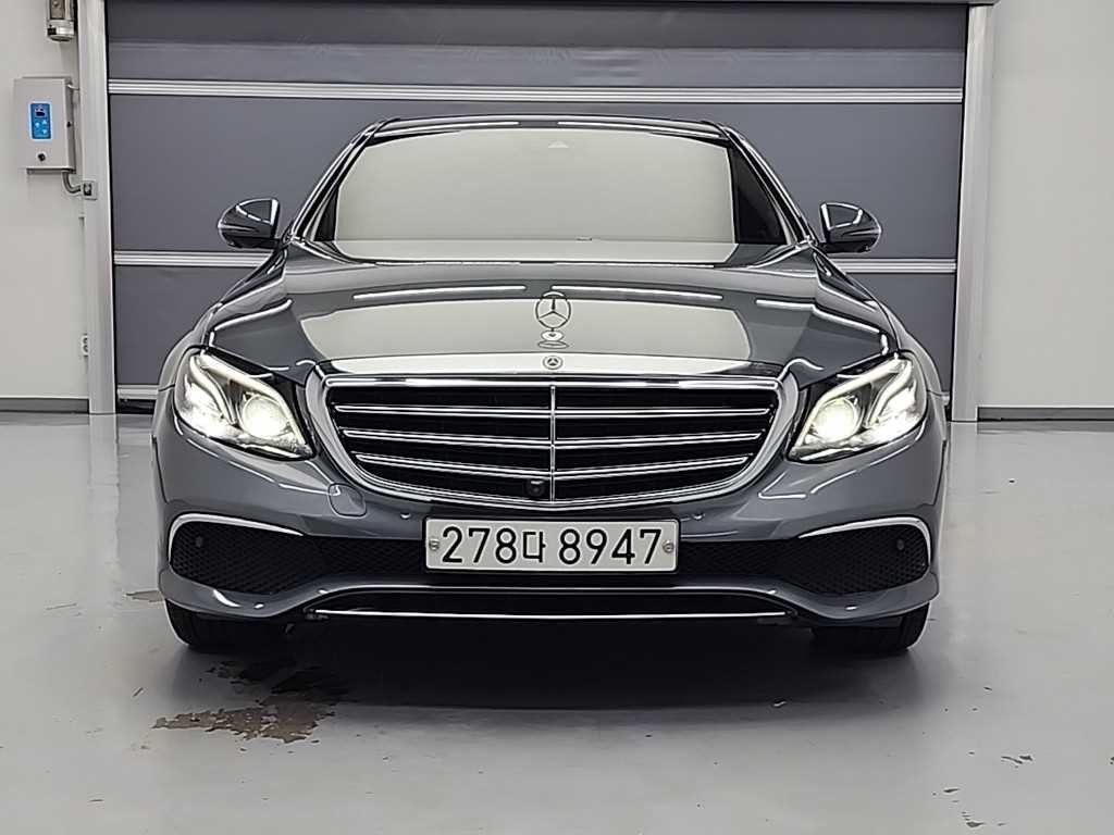 벤츠 E 클래스 E-클래스 W213 E300 익스클루시브 스탠다드 이미지 2