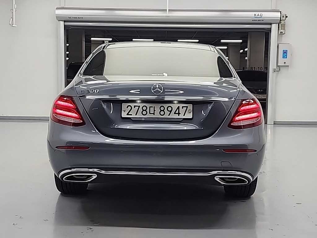 벤츠 E 클래스 E-클래스 W213 E300 익스클루시브 스탠다드 이미지 3