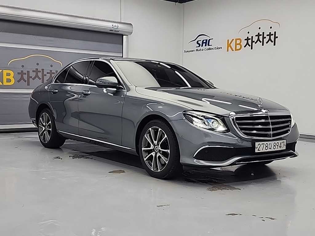 벤츠 E 클래스 E-클래스 W213 E300 익스클루시브 스탠다드 이미지 4