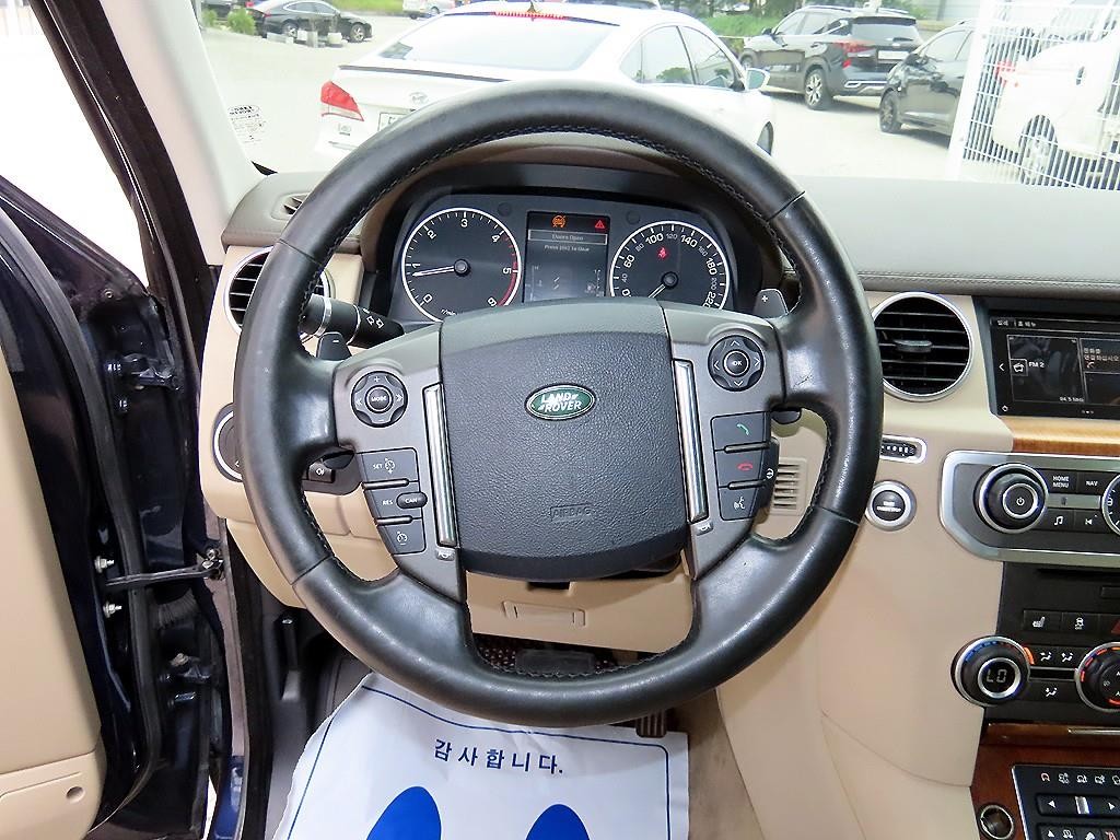 랜드로버 디스커버리 디스커버리4 3.0 SDV6 SE 이미지 8
